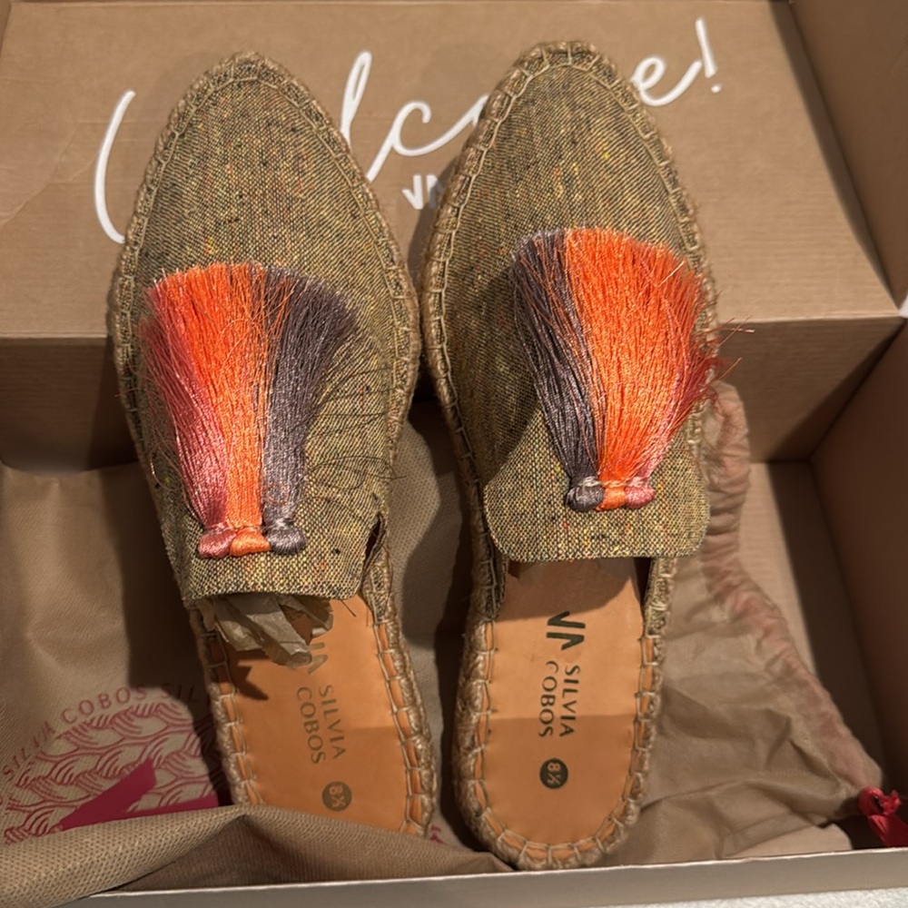 Silvia Cobos Women's Sunrise Tassel Slip-On Mules Stylish with Colorful Tassels - Picture 3 of 7